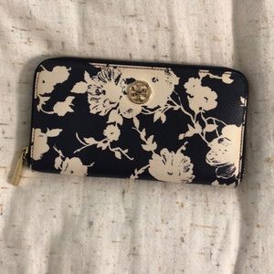 Tory Burch leather zip navy floral wallet.